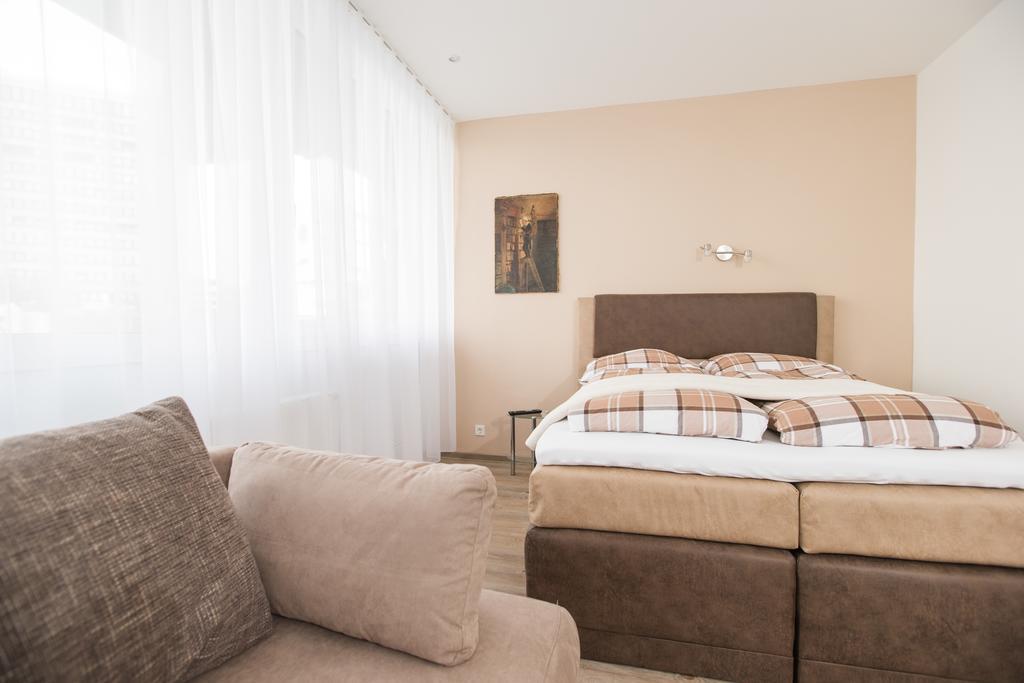 Design Sleepy Cologne Aparthotel ภายนอก รูปภาพ
