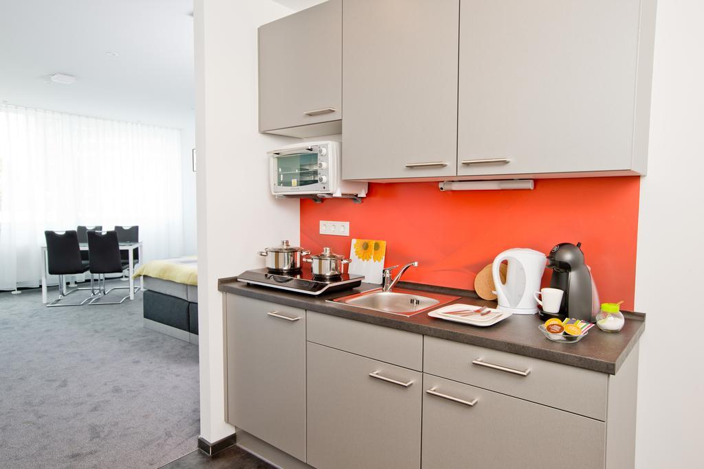 Design Sleepy Cologne Aparthotel ภายนอก รูปภาพ