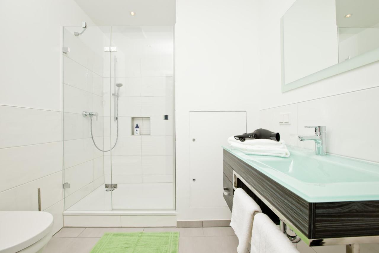 Design Sleepy Cologne Aparthotel ภายนอก รูปภาพ