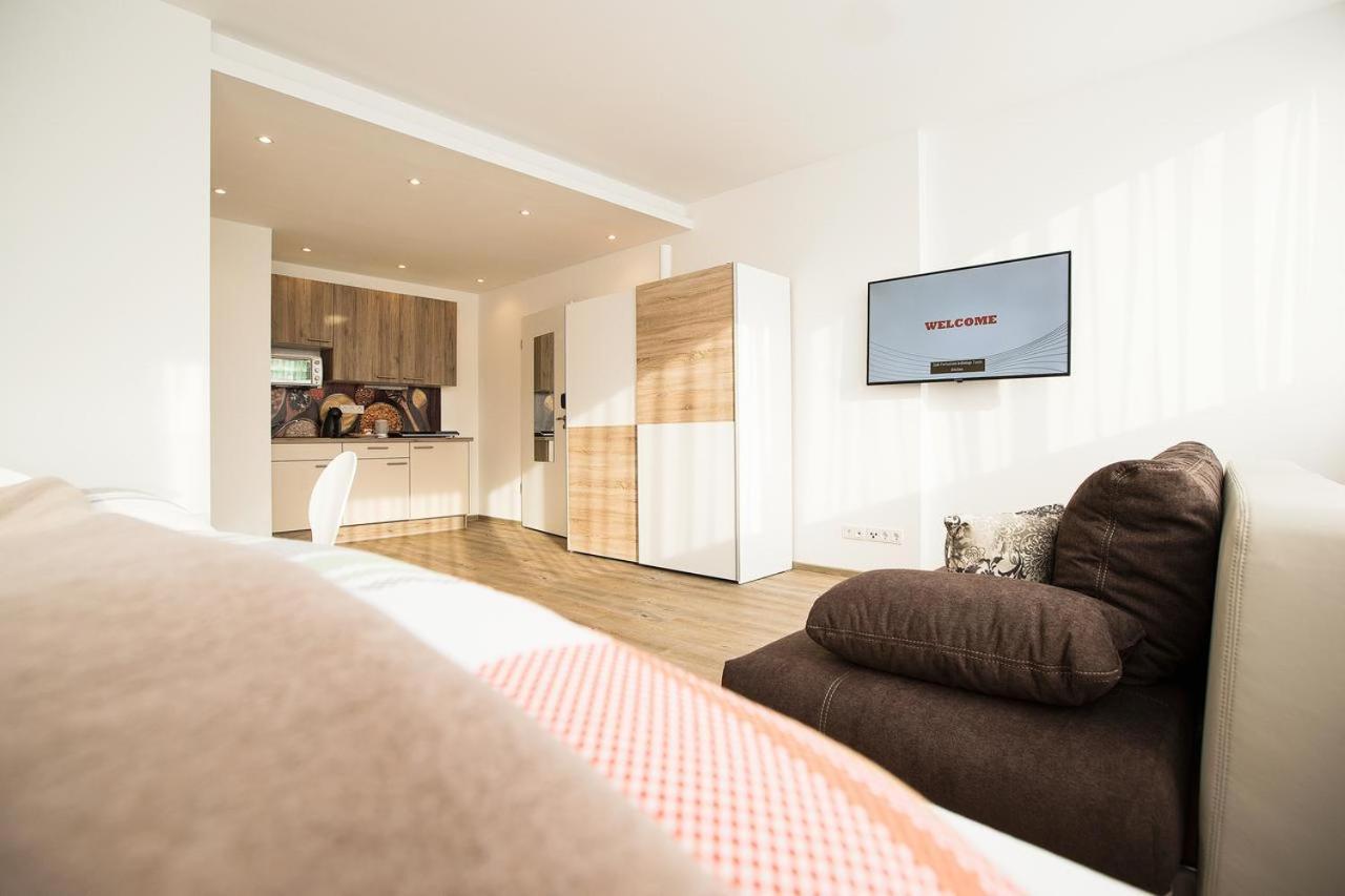 Design Sleepy Cologne Aparthotel ภายนอก รูปภาพ